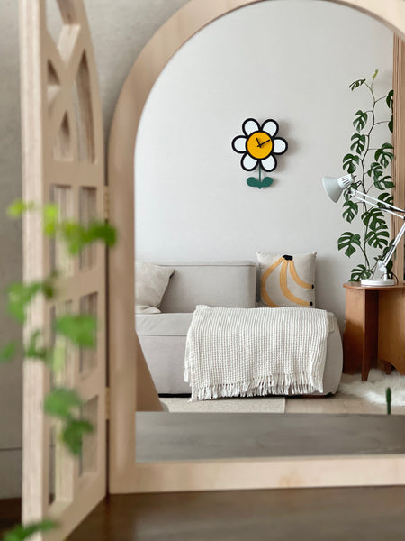 Tulip & Daisy Silent Wall Clock