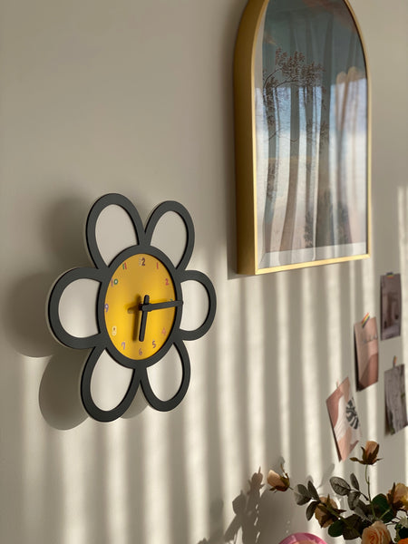 Tulip & Daisy Silent Wall Clock